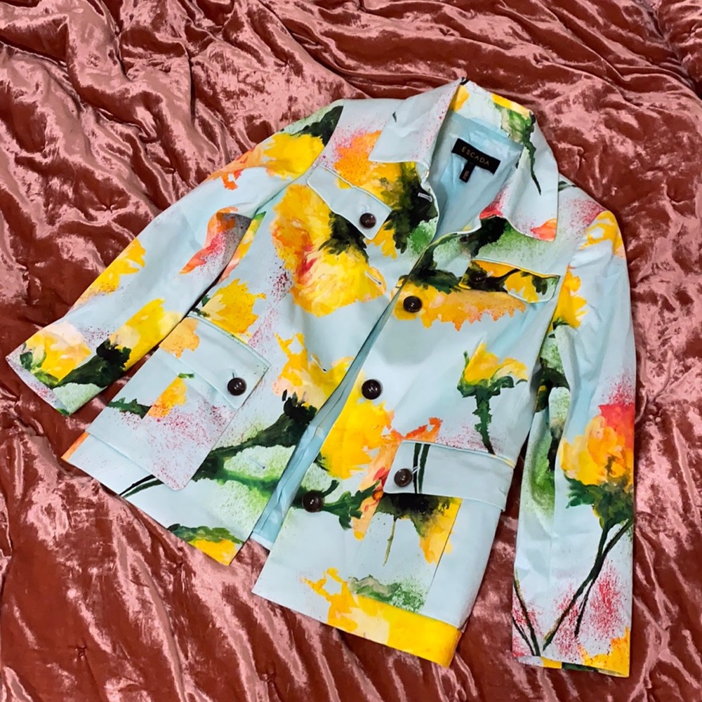 Escada blazer